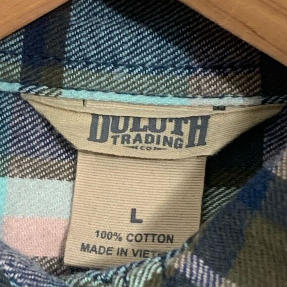 Duluth Trading Co. Plaid Double Pocket Button Shirt Size Large Women’s - Picture 7 of 8